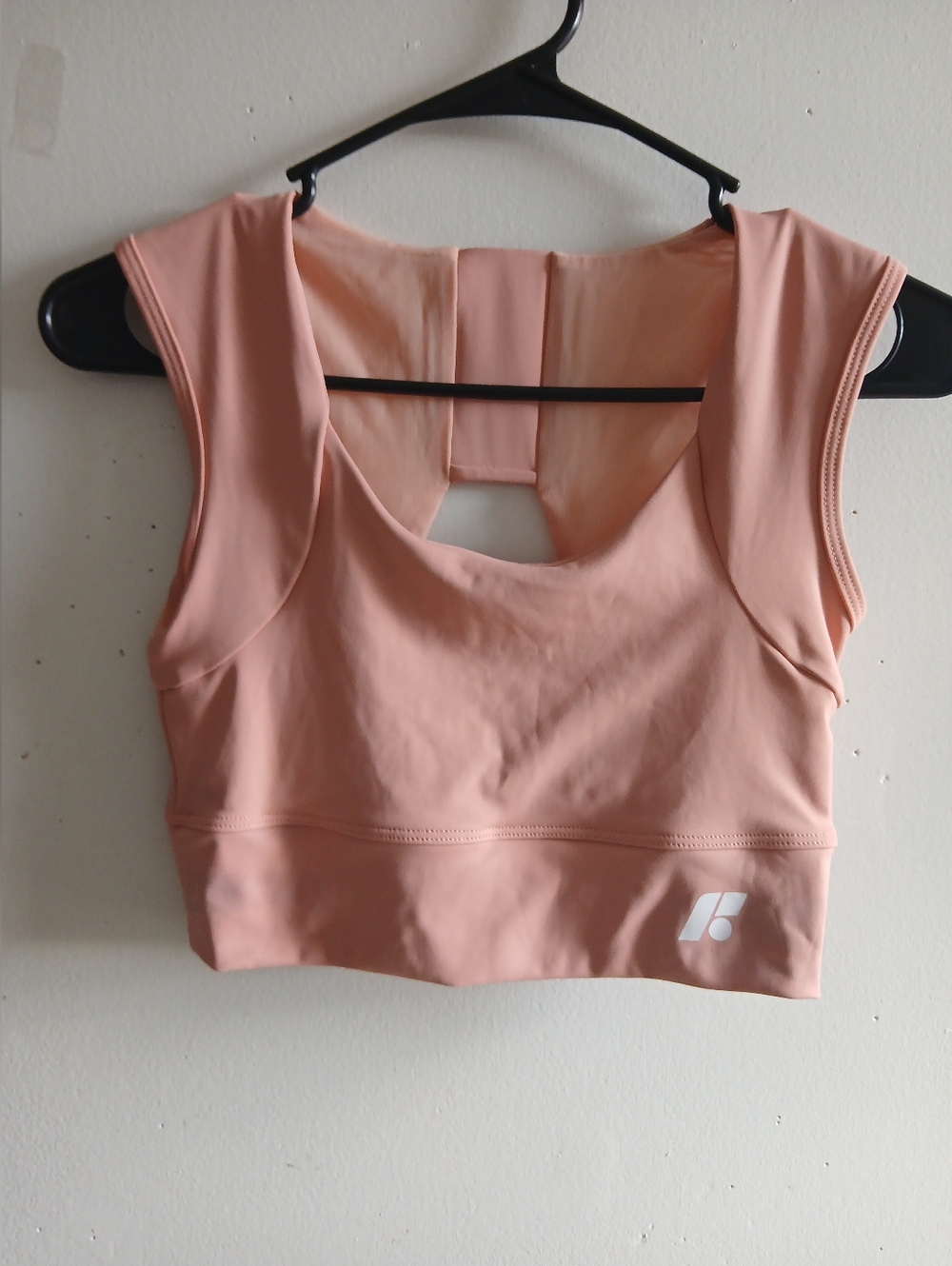 Crop Sports Tank Top in Peach with Back Cutout